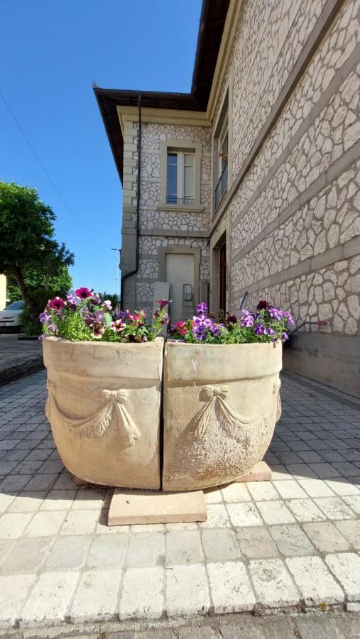 La Casa Del Mago Camere E Appartamenti Pissignano ภายนอก รูปภาพ