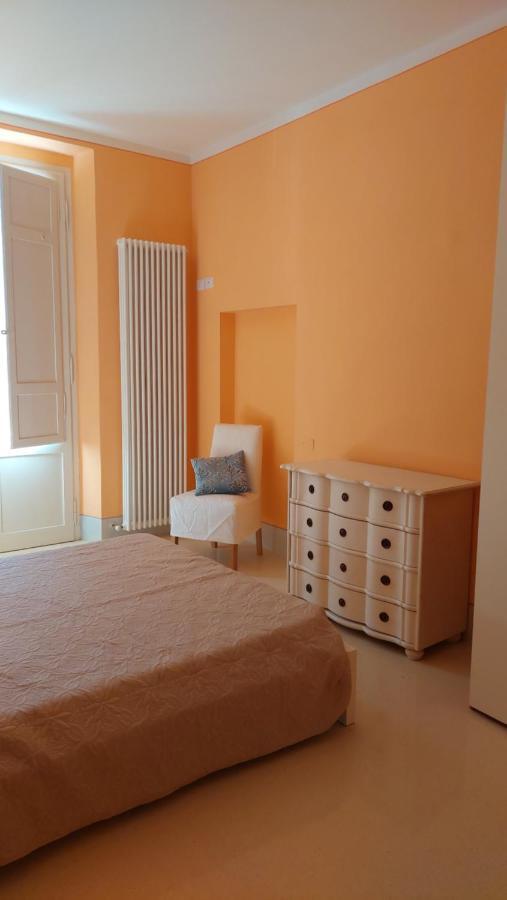 La Casa Del Mago Camere E Appartamenti Pissignano ภายนอก รูปภาพ