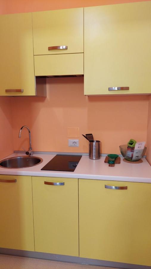 La Casa Del Mago Camere E Appartamenti Pissignano ภายนอก รูปภาพ