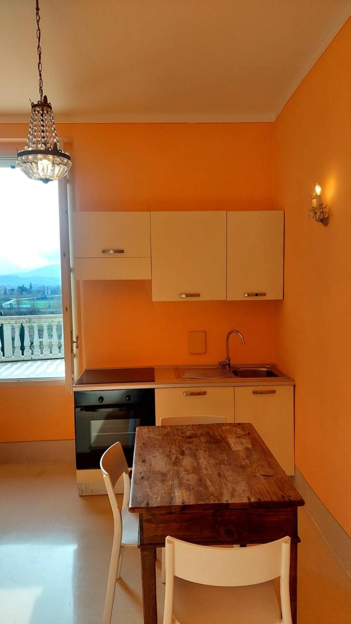 La Casa Del Mago Camere E Appartamenti Pissignano ภายนอก รูปภาพ