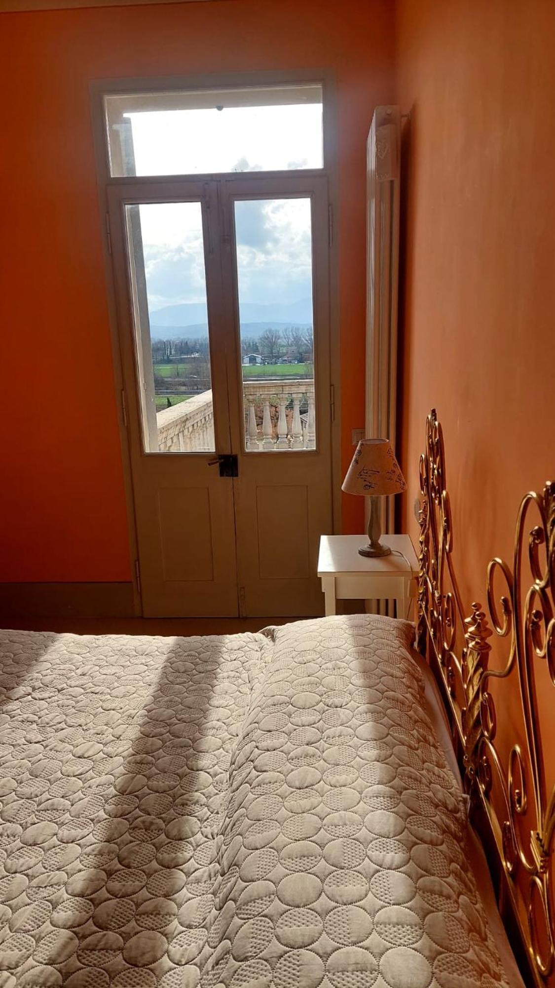 La Casa Del Mago Camere E Appartamenti Pissignano ภายนอก รูปภาพ